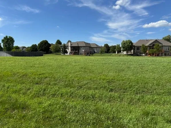 3414 N Deer Rdg, Rose Hill, KS 67133