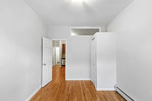 Rented by Oxford Property Group | media 10