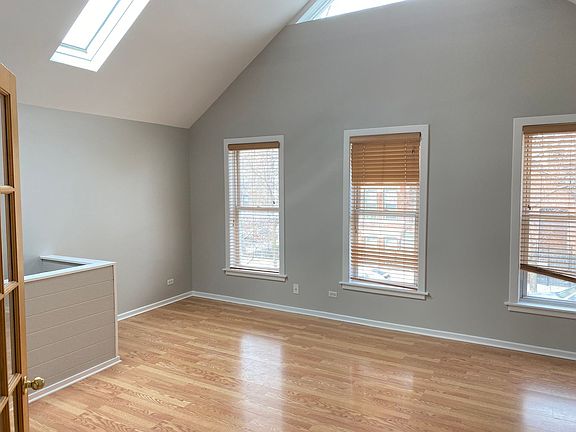 3rd image of 1459 N Paulina St #2