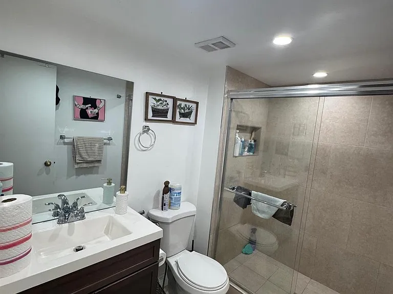 8955 Wiles Rd #206 — Photo 13