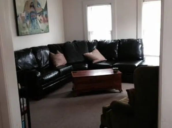 802 N Tioga St #2, Ithaca, NY 14850