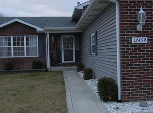 12459 Saint Joseph Pl, Crown Point, IN 46307