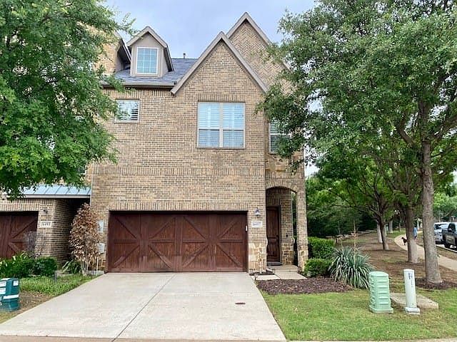 1st image of 6497 Riviera Dr