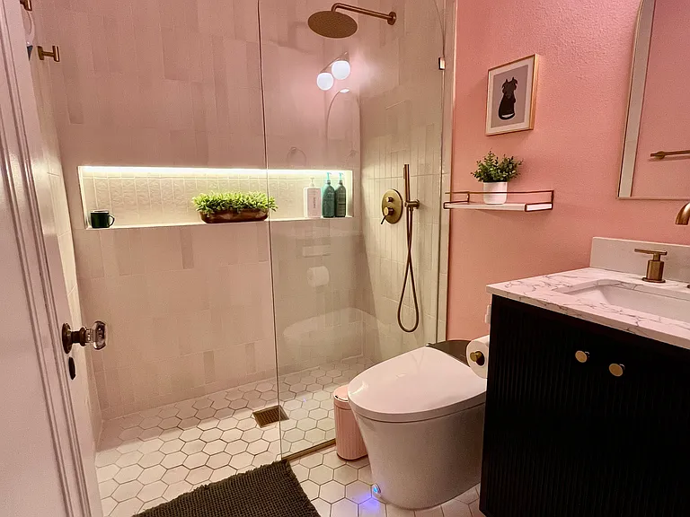 222 Thornton Ln — Photo 15