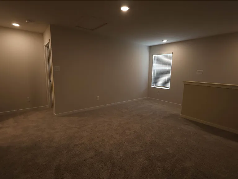 7757 Bergamot Cir — Photo 8