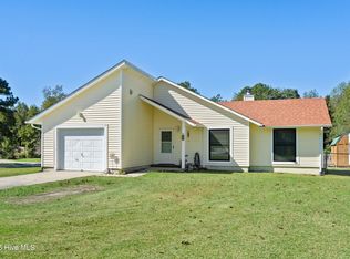 100 Natalie Lane, Hubert, NC 28539