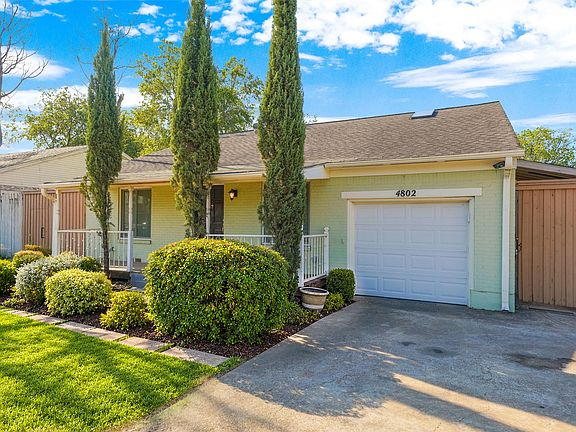 3rd image of 4802 W Mockingbird Ln