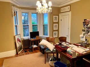 984 Chestnut St, Newton, MA 02464
