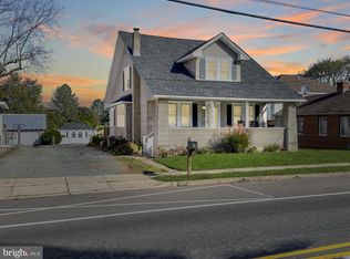 24725 E Main St, Columbus, NJ 08022