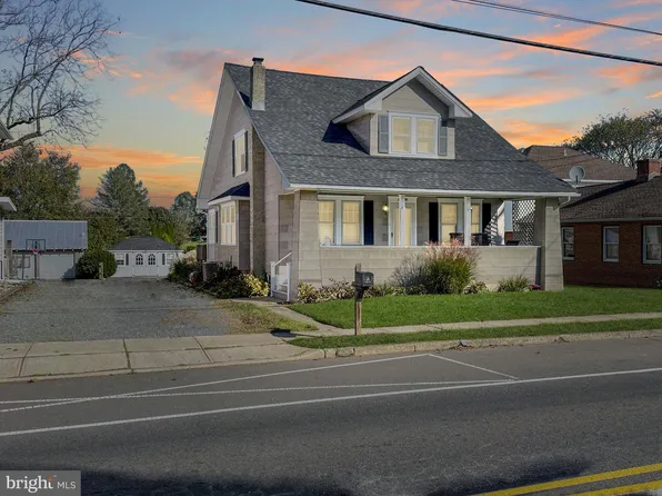 24725 E Main St, Columbus, NJ 08022