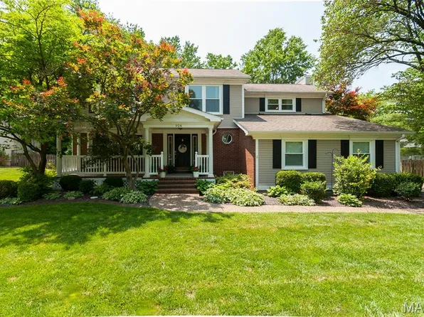 924 University Dr, Edwardsville, IL 62025