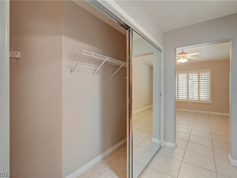10609 Paradise Point Dr — Photo 33
