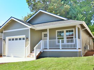 18751 4th Ave NE, Suquamish, WA 98392