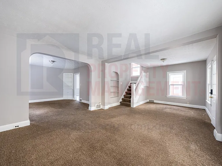 8107 Goodman Ave — Photo 3