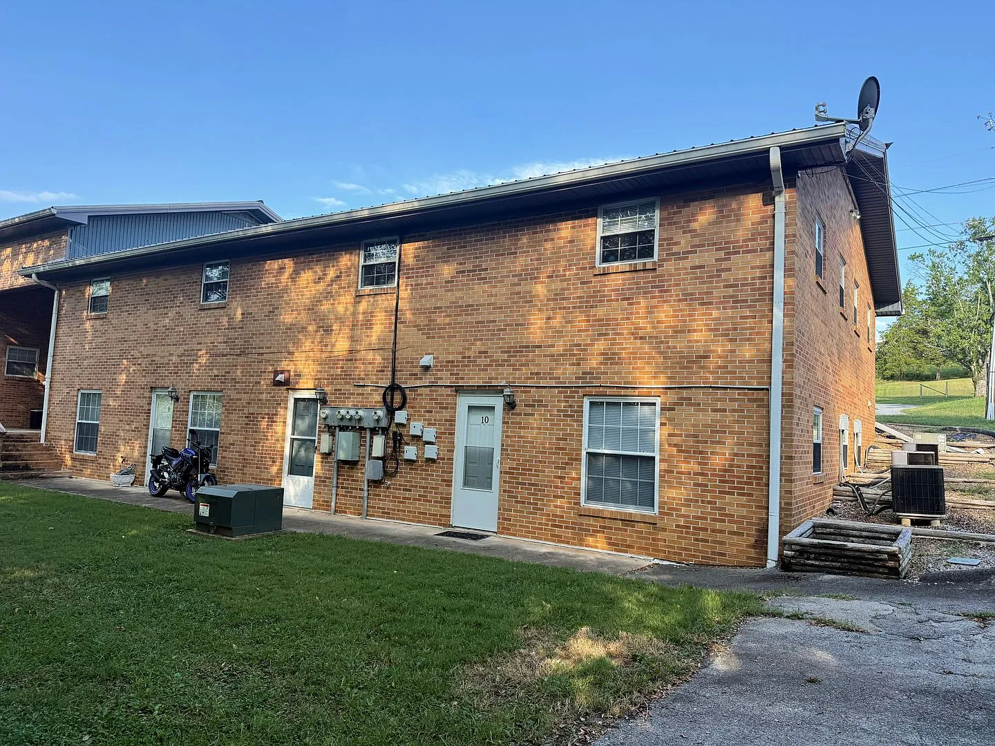 104 Skyview Dr 1-10 — Photo 1