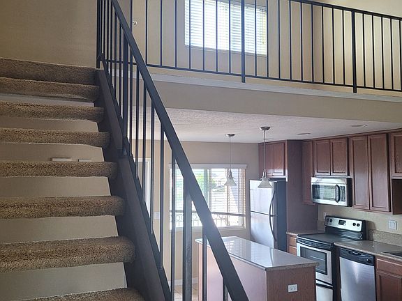 4th image of 3611 Van Dyke Ave #5