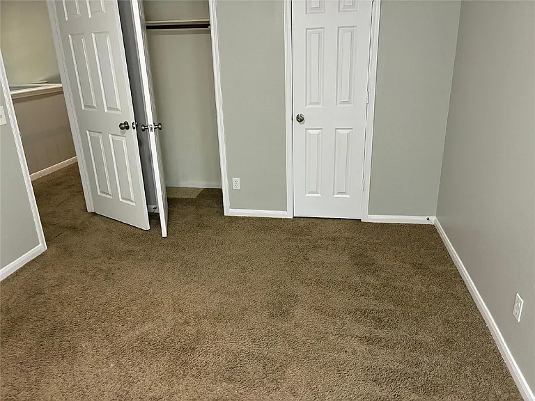 3006 Fort Stockton Dr — Photo 31