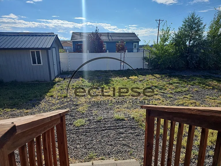 501 Foster Ave — Photo 21