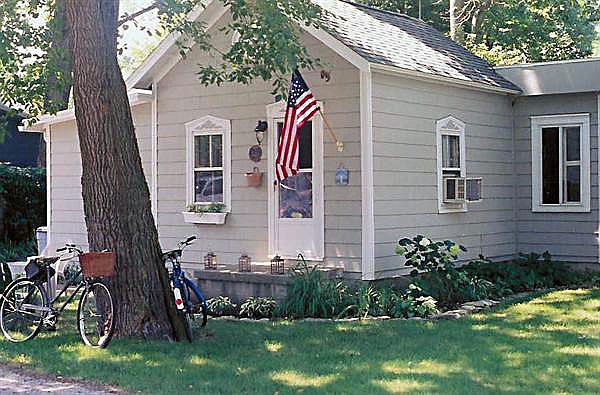 1st image of 540 Lynn Ave