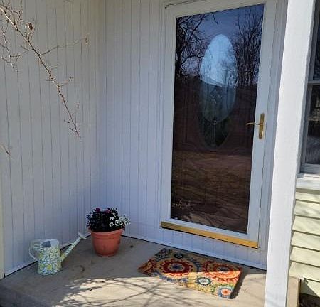 4th image of 1573 Franklin St