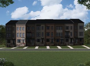 2708 River Birch Rd, Herndon, VA 20171