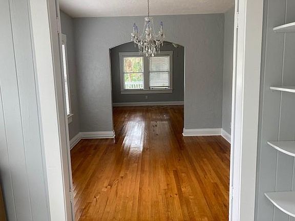 5th image of 3301 W Palmira Ave
