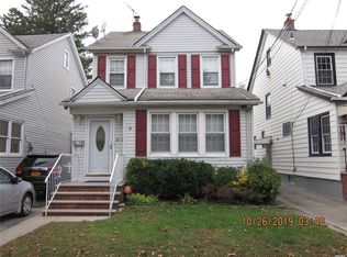 8912 239th St, Jamaica, NY 11426