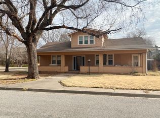 606 S 9th St, Kiowa, KS 67070