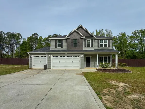 1937 Golf Course Rd, Raeford, NC 28376