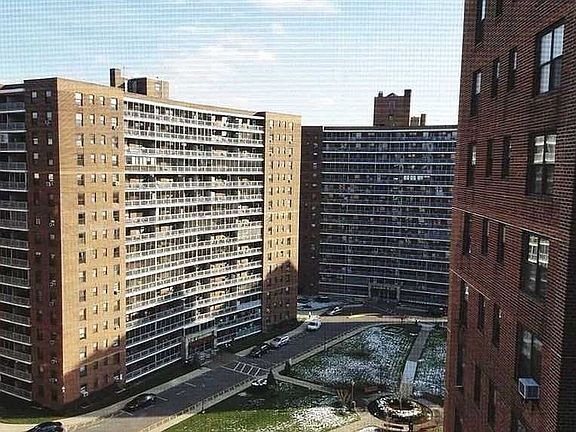 3rd image of 61-15 98th St #10L