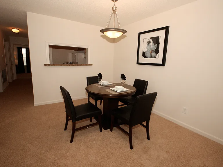 The Landings at Markhams Grant Apartments — Photo 19