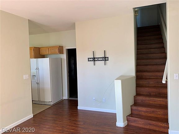 3rd image of 1144 Dusty Creek St