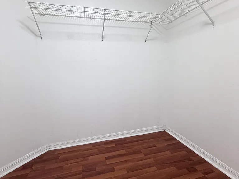 10808 Flycast Cir — Photo 13