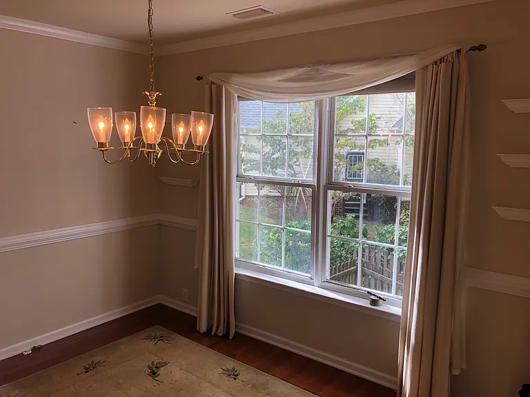 Kestrell Dining room2_10082019