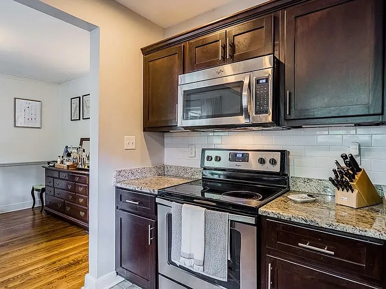 412 Haynes St — Photo 8