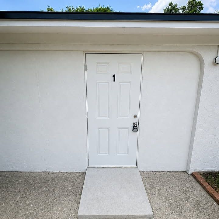 1st image of 36739 Old Suwannee Rd #1