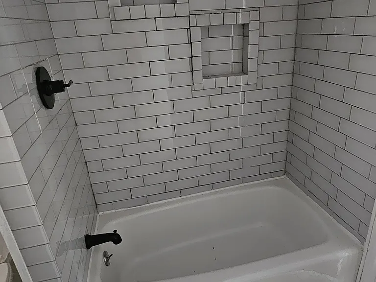 199 Grafton Ave #2 — Photo 6