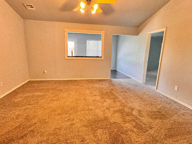 4401 SE 86th St — Photo 5