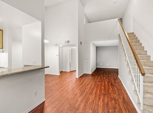 6210 Woodman Ave #103, Van Nuys, CA 91401