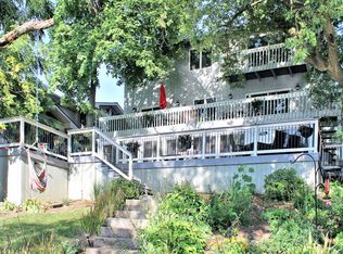 1583 Holiday Dr, Sandwich, IL 60548