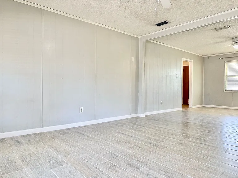 3304 Neely Ave — Photo 6