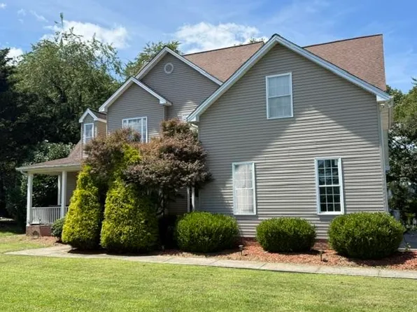 315 Horseshoe Bend Rd, Pembroke, VA 24136