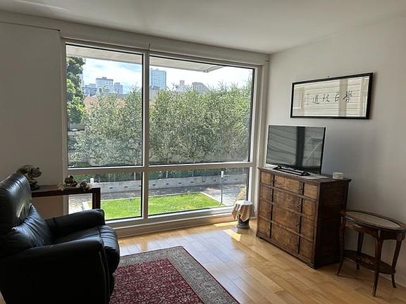 5th image of 1788 Clay St APT 203