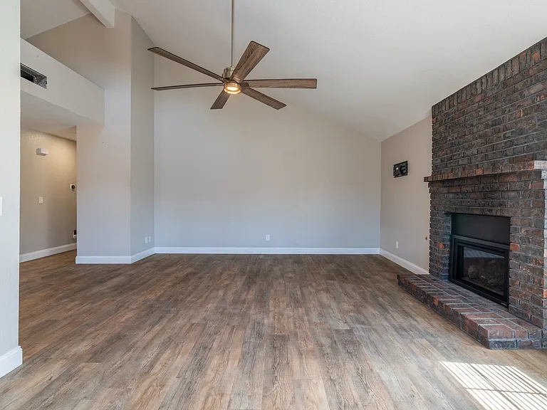 2475 Escalon Ave — Photo 8
