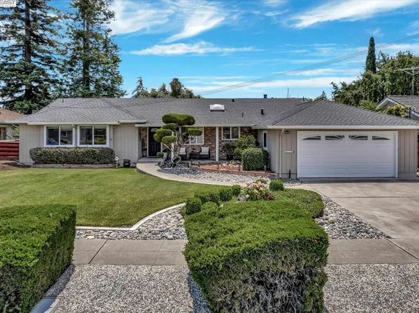 38473 Logan Dr, Fremont, CA 94536