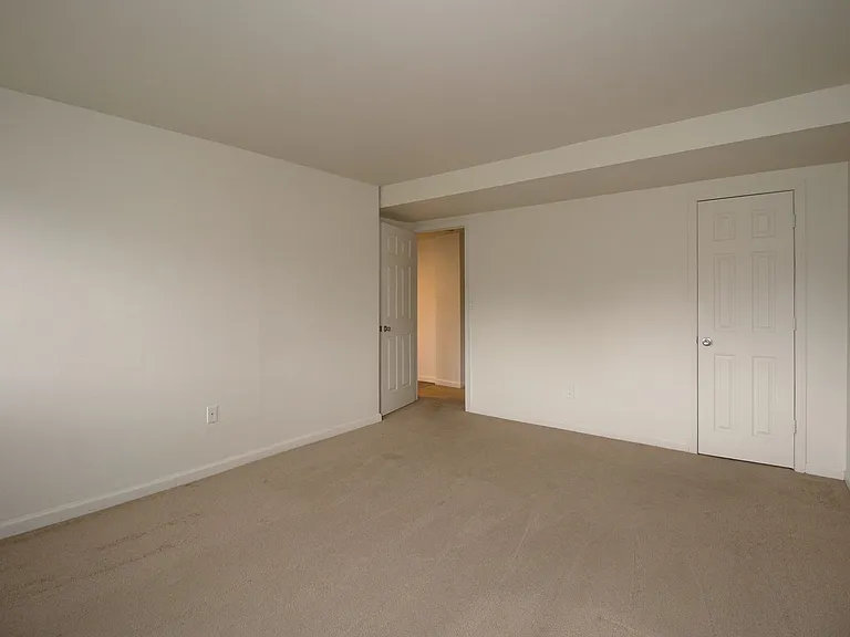 Hopewell Gardens Apartments — Photo 18