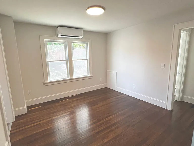 8-15 Gallagher Ln — Photo 7