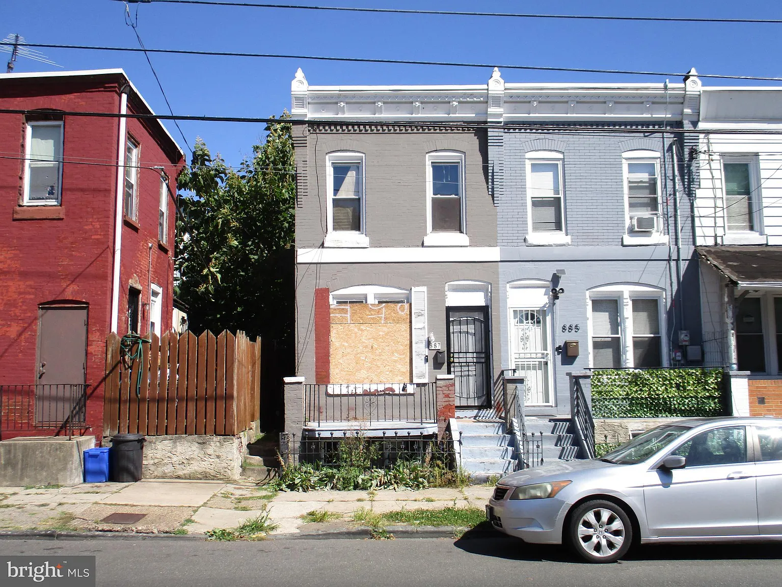887 N 46th St photo 1