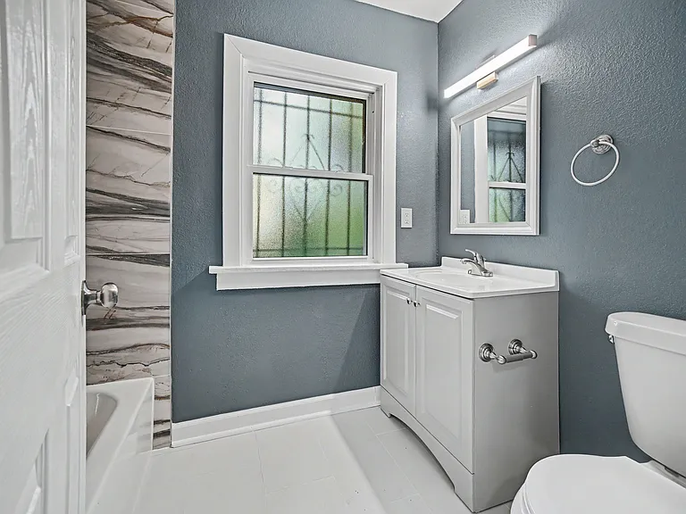 5638 Woodland Ave — Photo 14