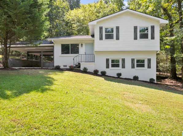 2236 Lisa Ann Dr, Leeds, AL 35094